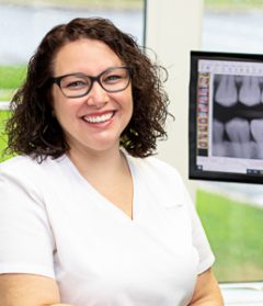 CentreDentaireRichelieu-Marie-Ève Graveline